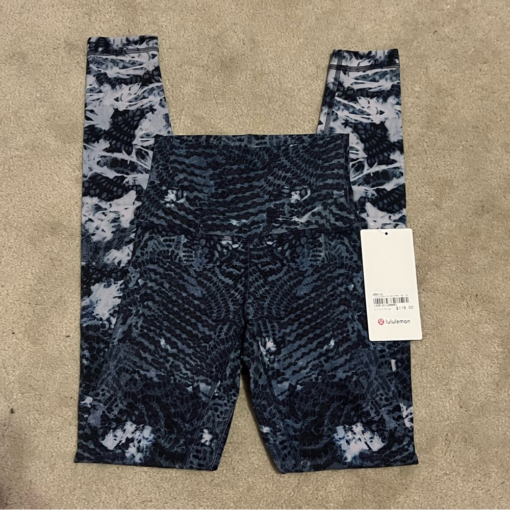 Lululemon • Align High Rise Pant 28”